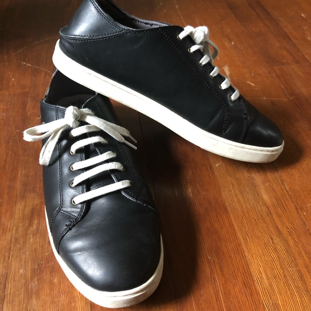 Men’s Olukai Leather Sneaker